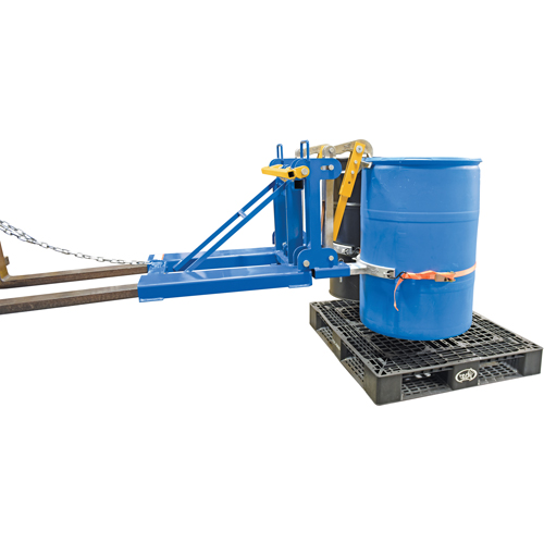 Manipulateur de barils Eagle Beak automatique, Pour 55 gal. US (45 gal. imp.) Rock Safety Industrial Ltd