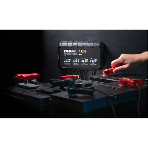 Chargeur de batterie 4 sorties de 8 A Genius 2X4 Rock Safety Industrial Ltd