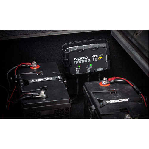Chargeur de batterie embarqu&eacute; &agrave; 2 sorties de 20 amp&egrave;res GenPro10X2 Genius Rock Safety Industrial Ltd