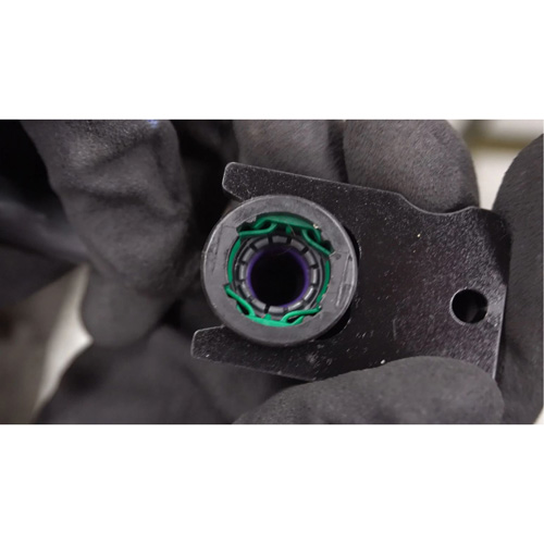 Jeu de d&eacute;connecteurs pour conduite d'essence et Def Rock Safety Industrial Ltd