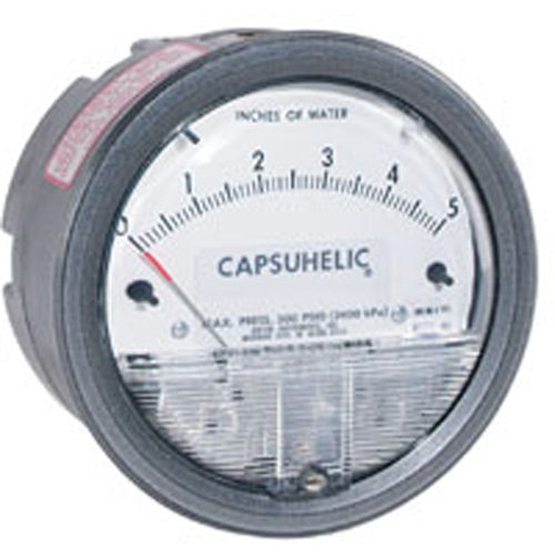 Manom&egrave;tre diff&eacute;rentiel avec &eacute;tui de s&eacute;rie 4000 Capsuhelic,  4", 0 - 35' w.c., Fixation sur panneau, Analogique Rock Safety Industrial Ltd
