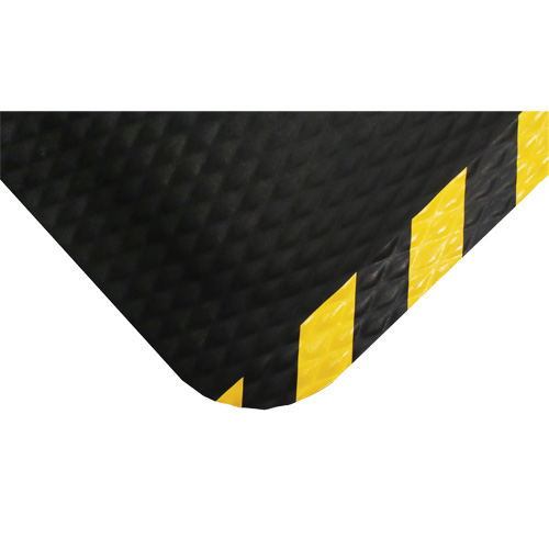 Tapis Hog Heaven, Losange, 4-4/5' x 8' x 7/8", Noir/Jaune, Nitrile Rock Safety Industrial Ltd