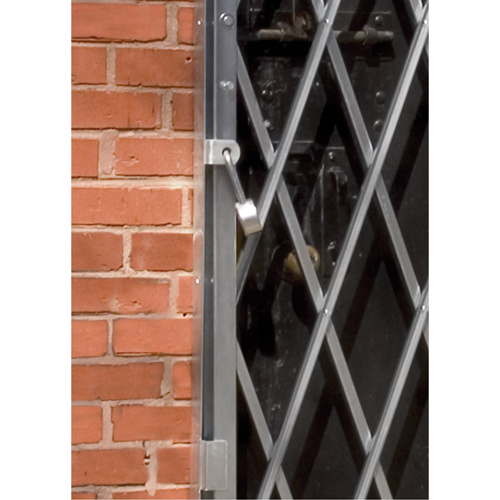 Heavy-Duty Door Gates, Single, 4' L x 5' 9" H Expanded Rock Safety Industrial Ltd
