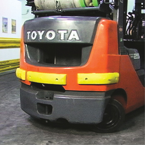 Protecteur Safe Bump pour chariot &eacute;l&eacute;vateur &agrave; fourche Rock Safety Industrial Ltd