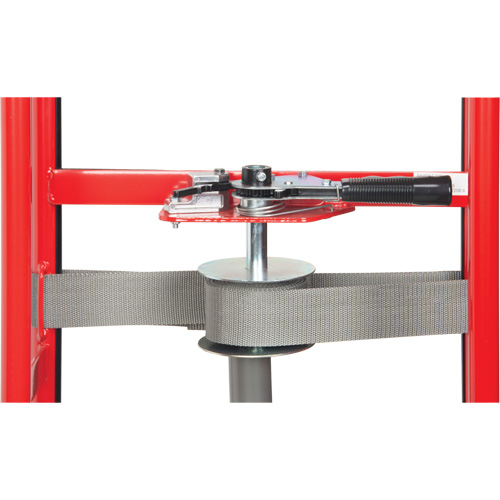 Diable de calibre industriel pour &eacute;lectrom&eacute;nagers, Acier, Capacit&eacute; 550 lb, 24" la x 59" h Rock Safety Industrial Ltd