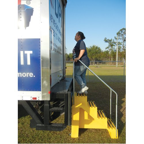 Escabeau industriel, 4 marches, 43" x 22-1/2" x Hauteur 66" Rock Safety Industrial Ltd