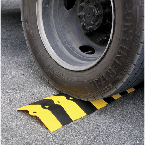 Syst&egrave;me de protection de c&acirc;bles Ultra-Sidewinder - grand , 34" x 13,675" x 2,13", 13500 lb (6,75 tons) Rock Safety Industrial Ltd