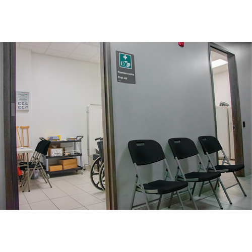 Chaise pliante, Poly&eacute;thyl&egrave;ne, Noir, Capacit&eacute; 350 lb Rock Safety Industrial Ltd