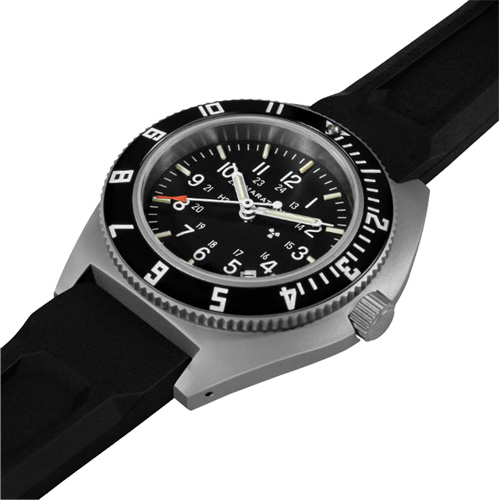 Montre Steel Navigator avec date sur ensemble bracelet en caoutchouc noir de trois morceaux, Num&eacute;rique, &agrave; piles, 41 mm, Noir Rock Safety Industrial Ltd