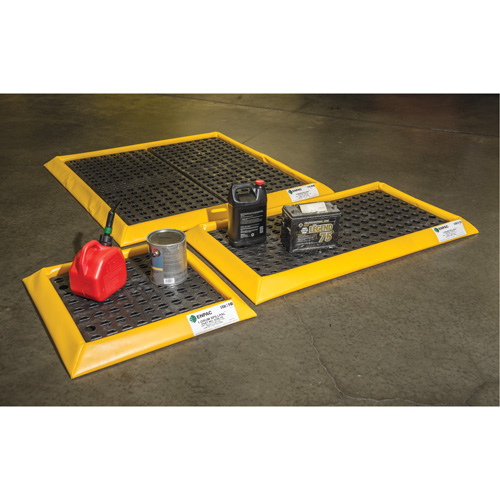 Postes de travail flexibles Spillpal sans grille, Capacit&eacute; 7 gal. US, 2' la x 2' lo x 3" h, Paroi en mousse Rock Safety Industrial Ltd