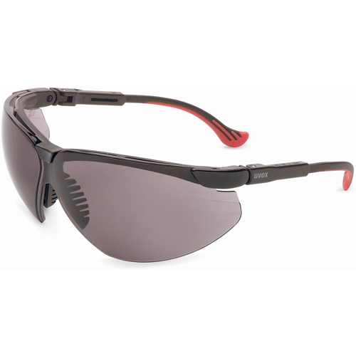 Lunettes de s&eacute;curit&eacute; Uvex Genesis XC, Lentille Grise/fum&eacute;e, Anti-&eacute;gratignures, R&eacute;pond ou surpasse la norme CSA Z94.3 Rock Safety Industrial Ltd