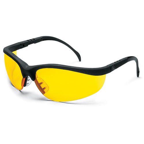 Lunettes de s&eacute;curit&eacute; Klondike, Lentille Ambr&eacute;e, Anti-&eacute;gratignures, R&eacute;pond ou surpasse la norme CSA Z94.3 Rock Safety Industrial Ltd