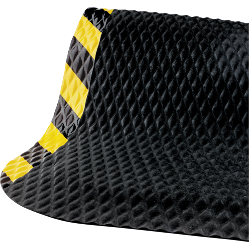 Hog Heaven No. 424 Mats, Diamond, 2' x 3' x 7/8", Black/Yellow, Nitrile Rock Safety Industrial Ltd