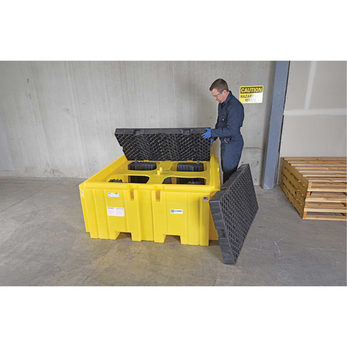 GRV Spill Pallet Plus avec drain, Capacit&eacute; de d&eacute;versement 365 gal. US, 62" x 62" x 28" Rock Safety Industrial Ltd