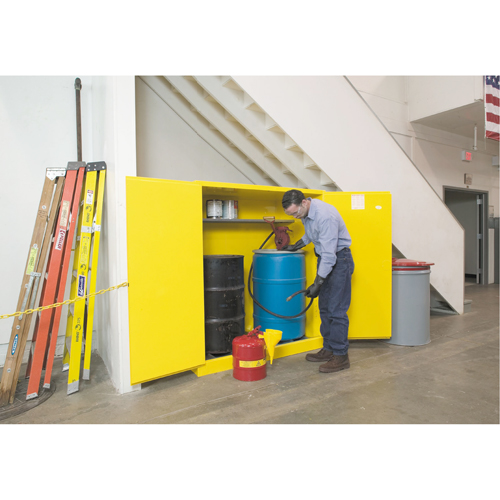 Armoires Sure-Grip EX pour entreposage de barils &agrave; la verticale, Capacit&eacute; de 110 gal. US, 2 barils, Jaune Rock Safety Industrial Ltd