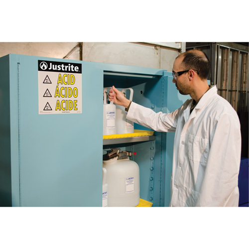 Armoires de s&eacute;curit&eacute; Sure-Grip Ex pour acides/produits corrosifs, 45 gal., 43" x 65" x 18" Rock Safety Industrial Ltd