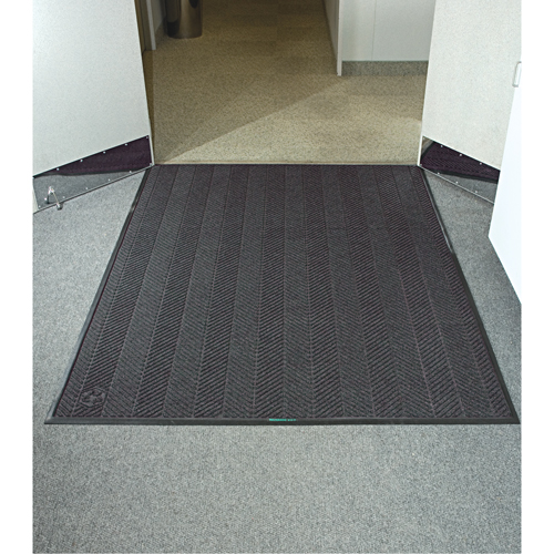 Tapis Waterhog Eco Elite, Essuie-pieds/grattoir, 3' x 8' x 3/8", Cendre grise Rock Safety Industrial Ltd