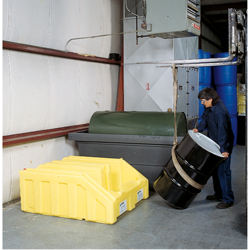 Poly-Racker pour syst&egrave;me Poly-Rack, 49" lo x 53" la x 23" ha, 102 gal. US Capacit&eacute; Rock Safety Industrial Ltd