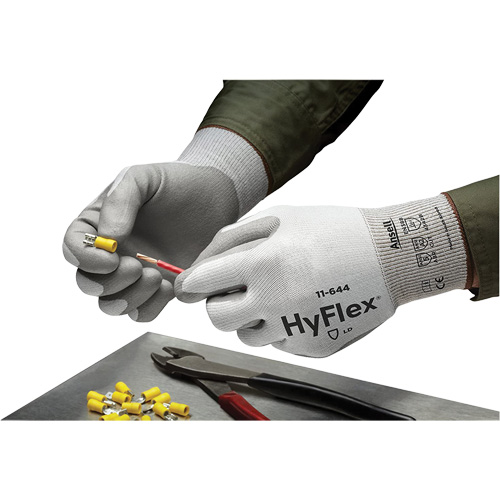 Gants HyFlex 11-644 , Taille 6/T-petit, Calibre 13, Rev&ecirc;tement Polyur&eacute;thane, Enveloppe en Poly&eacute;thyl&egrave;ne, ASTM ANSI niveau A2/EN 388 niveau B Rock Safety Industrial Ltd