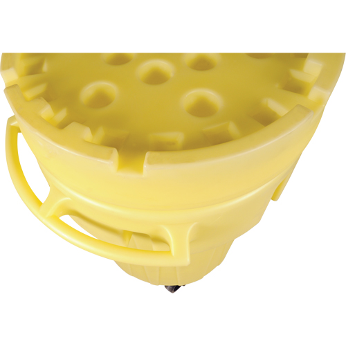 Baril sur roues Ultra-Overpacks, 95 gal., Mobile Rock Safety Industrial Ltd