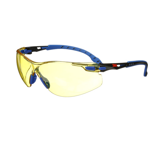 Lunettes de s&eacute;curit&eacute; Solus avec lentilles Scotchgard, Lentille Ambr&eacute;e, Antibu&eacute;e, R&eacute;pond ou surpasse la norme CSA Z94.3 Rock Safety Industrial Ltd