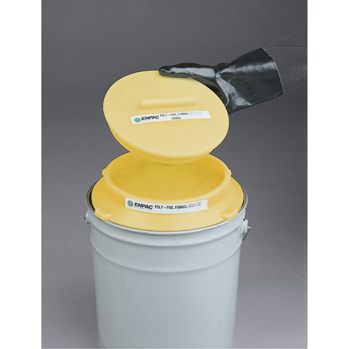 Couvercle pour entonnoirs Poly-Pail Funnel Rock Safety Industrial Ltd
