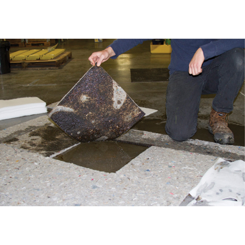 Spilltration Husky Pads, Oil Only, 16" x 16", 17.2 gal. Absorbancy Rock Safety Industrial Ltd