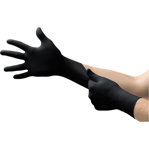 Onyx&reg; Gloves, Small, Nitrile, 3.5-mil, Powder-Free, Black Rock Safety Industrial Ltd