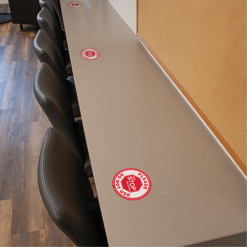 &eacute;tiquette  Please Do Not Use , 5-1/8" x 5-1/8", Vinyle, Anglais Rock Safety Industrial Ltd