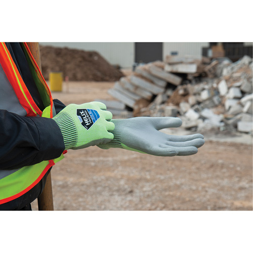 Gants r&eacute;sistant &agrave; la coupe & l'abrasion Helix 2057, Taille 6/T-petit, Calibre 13, Rev&ecirc;tement Polyur&eacute;thane, Enveloppe en PEHP, ASTM ANSI niveau A4/EN 388 niveau C Rock Safety Industrial Ltd