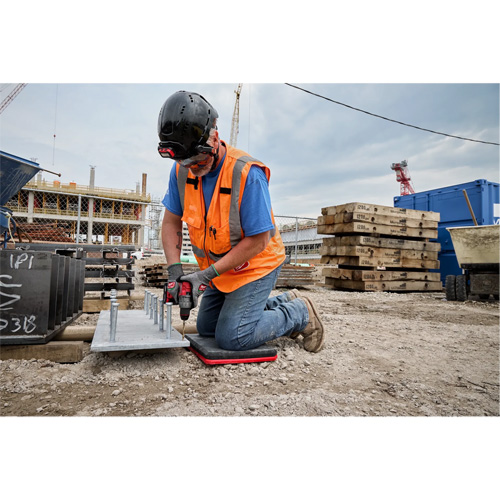 Tapis repose-genoux Packout, 18,7" lo x 13,7" la, 2,2" &eacute;pais Rock Safety Industrial Ltd