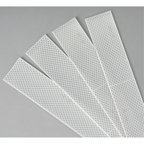 3M Scotchlite Diamond Grade mat&eacute;riau de perceptibilit&eacute; S&eacute;rie 983, 2" la x 12" lo, Blanc Rock Safety Industrial Ltd