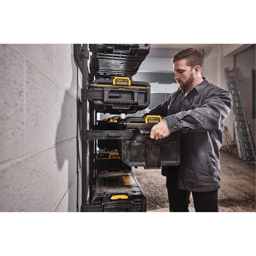 Grande boîte &agrave; outils ToughSystem 2.0, 21-3/4" x 14-3/4" x 12-3/8", Noir Rock Safety Industrial Ltd