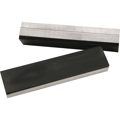 Accessoires pour &eacute;taux - Prot&egrave;ge-m&acirc;choires Magnefix &agrave; surface caoutchout&eacute;e Rock Safety Industrial Ltd
