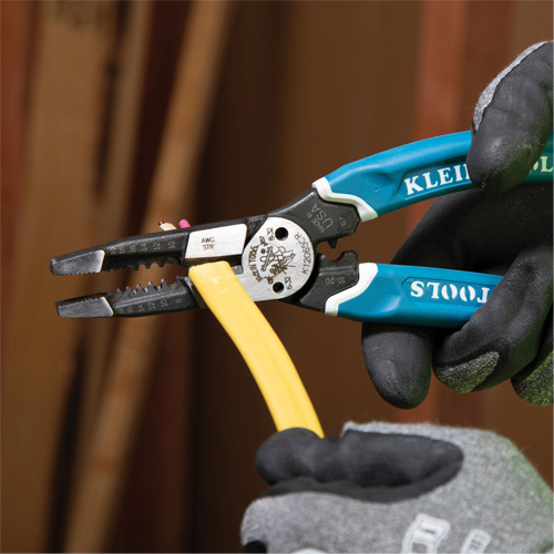 Outil polyvalent Klein-Kurve pour d&eacute;nuder, couper et sertir les fils, 8-1/4" lo, 8 - 20 AWG Rock Safety Industrial Ltd