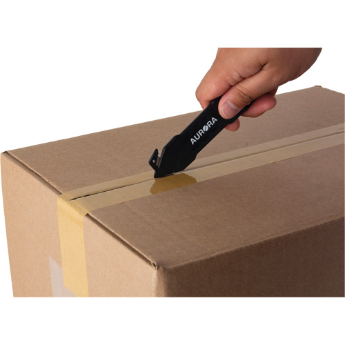 Couteau de s&eacute;curit&eacute; jetable , Acier inoxydable, Prise en Plastique Rock Safety Industrial Ltd