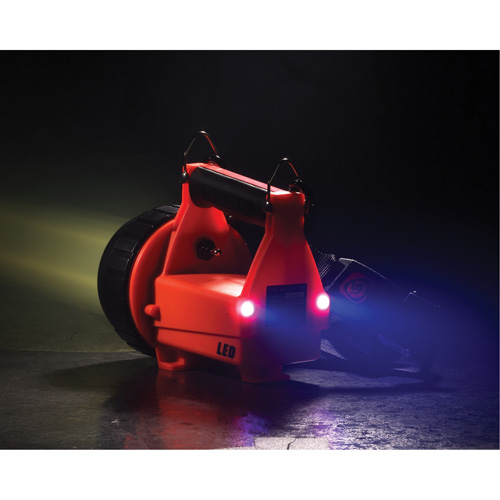 Lanterne Fire Vulcan, DEL, 180 lumens, 4,25 hres de fonctionnement, piles Rechargeable, Compris Rock Safety Industrial Ltd