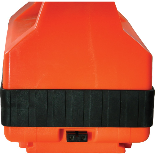 Lanterne DHI LiteBox, X&eacute;non, 3350 lumens, 1,75 hres de fonctionnement, piles Rechargeable, Compris Rock Safety Industrial Ltd