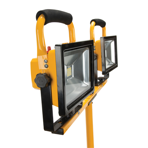 Twin-Head Work Light, LED, 40 W, 4800 Lumens, Aluminum Housing Rock Safety Industrial Ltd
