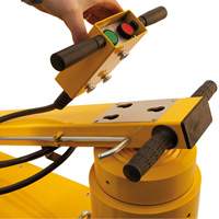 Mammut Jack, 165 Ton(s), Air Hydraulic Rock Safety Industrial Ltd