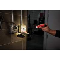 D&eacute;tecteur de tension avec DEL et testeur de prise DDFT, 50 V - 1000 V, Alerte Affichage & son Rock Safety Industrial Ltd