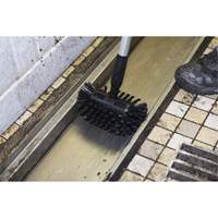 Brosse de r&eacute;servoir, Soies Moyen, Longueur de 8-1/4", Vert Rock Safety Industrial Ltd
