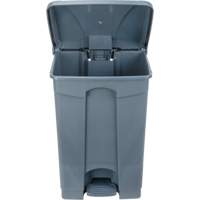 Step-On Garbage Can, Plastic, 12 US gal. Capacity Rock Safety Industrial Ltd