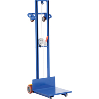 Empileur &agrave; plateforme, M&eacute;canisme Treuil manuel, Capacit&eacute; de 400 lb, Levage max de 58" Rock Safety Industrial Ltd