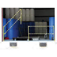 Safety Lift Gate, 10' L x 42-5/8" H, 159" Raised, Yellow Rock Safety Industrial Ltd