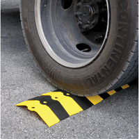 Syst&egrave;me de protection de c&acirc;bles Ultra-Sidewinder - grand , 14,125" x 13,675" x 2,13", 13500 lb (6,75 tons) Rock Safety Industrial Ltd