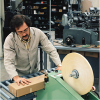 Rubans adh&eacute;sifs opaques 8934 Tartan, &eacute;paisseur 4 mils, 12 mm (1/2") x 55 m (180')  Rock Safety Industrial Ltd