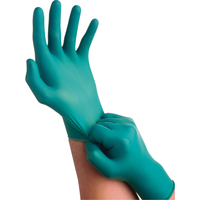 TouchNTuff&reg; 92-600 Gloves, Medium, Nitrile, 5-mil, Powder-Free, Green Rock Safety Industrial Ltd