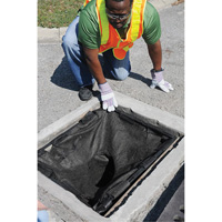 Bac de r&eacute;tention carr&eacute; Ultra-Drain Guard avec orifice de trop-plein, Huile & s&eacute;diments, 16" - 28" lo x 20" - 36" la Rock Safety Industrial Ltd