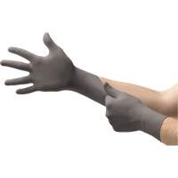 Gants jetables TouchNTuff 93-250, 6/T-petit, Nitrile, 5,1 mils/7,9-mil, Sans poudre, Gris Rock Safety Industrial Ltd
